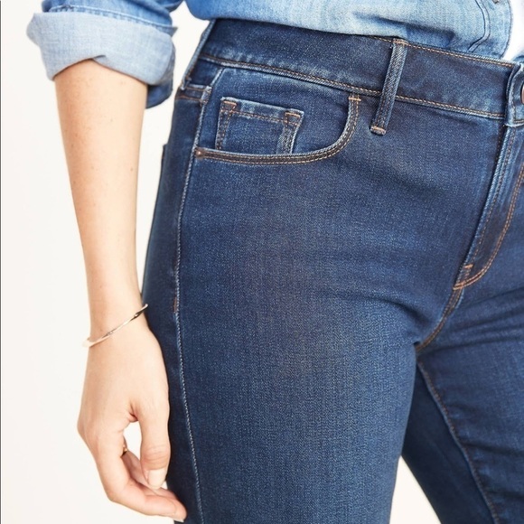 Old Navy Jeans size 2 - Picture 2 of 7